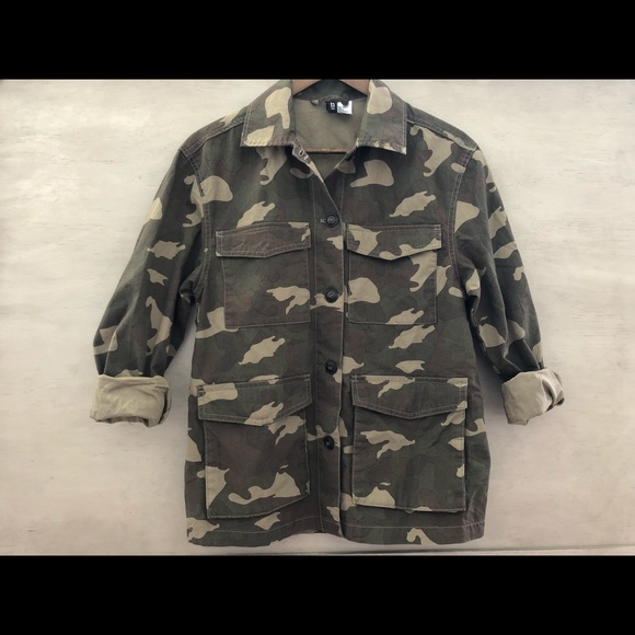H&M size 4 Camo Utility Button up Jacket - Picture 4 of 5